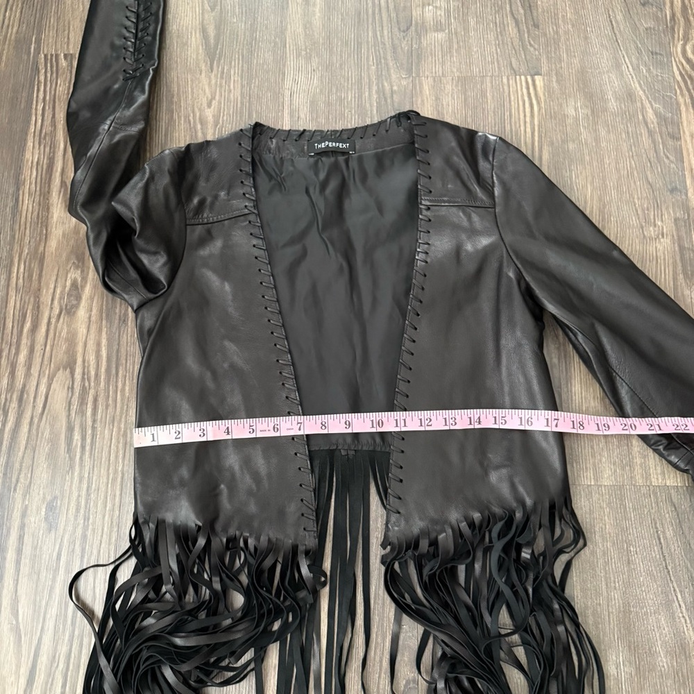 ThePerfext Christy Fringe Trim Accent Western Genuine Leather Jacket - Picture 9 of 16